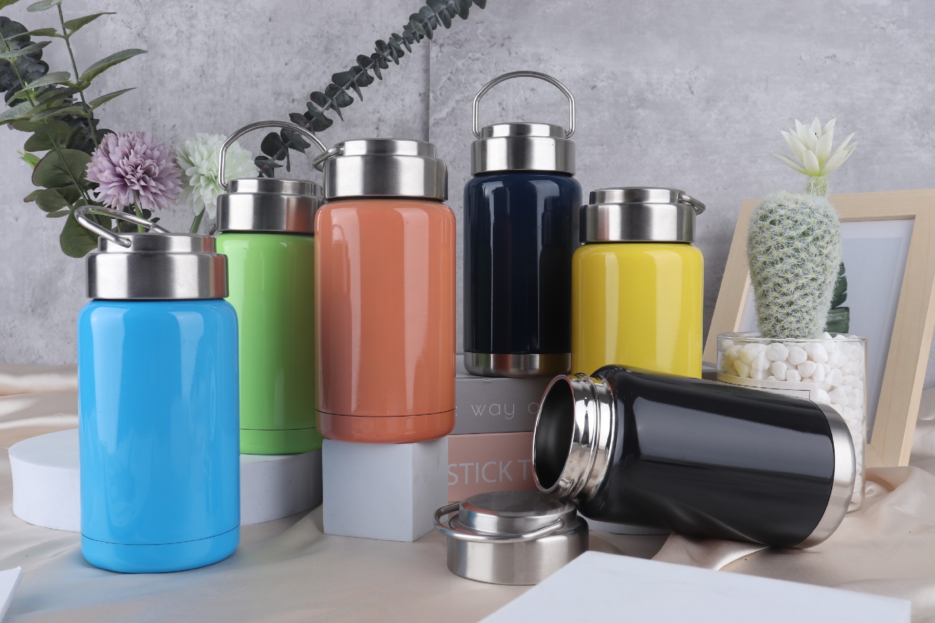 SEN HUA Best Seller Travel Promotional Eco Friendly Stainless Steel Double Wall Insulated Vacuum Bottle With Cap Water Bottles